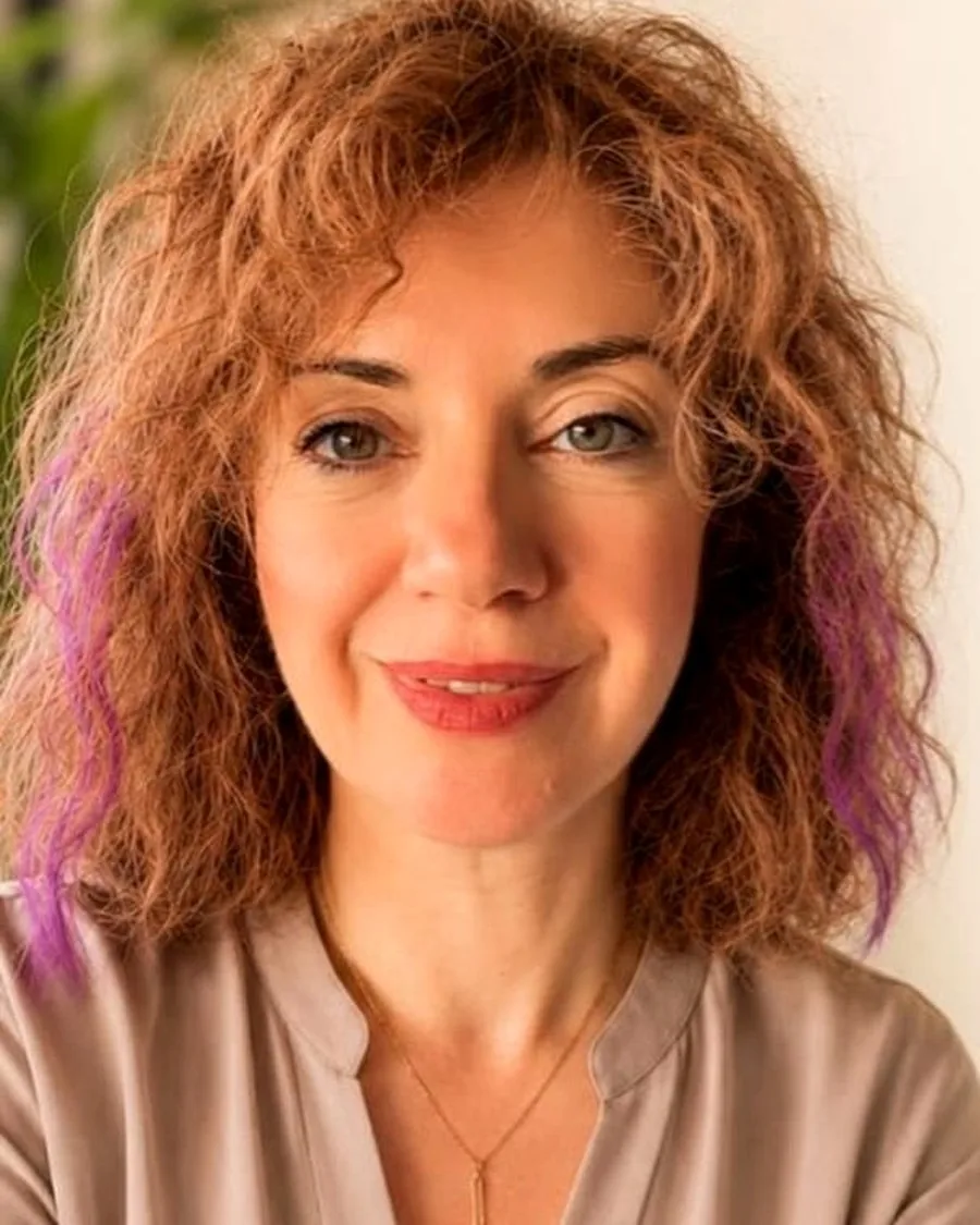 Özge Özcan Uyanık gönüllü mentorluk çalışmasında
